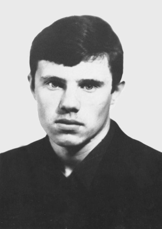 Мемориальная доска Александру Анатольевичу Осташкину